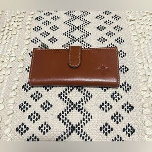 Patrica Nash Nazari Wallet